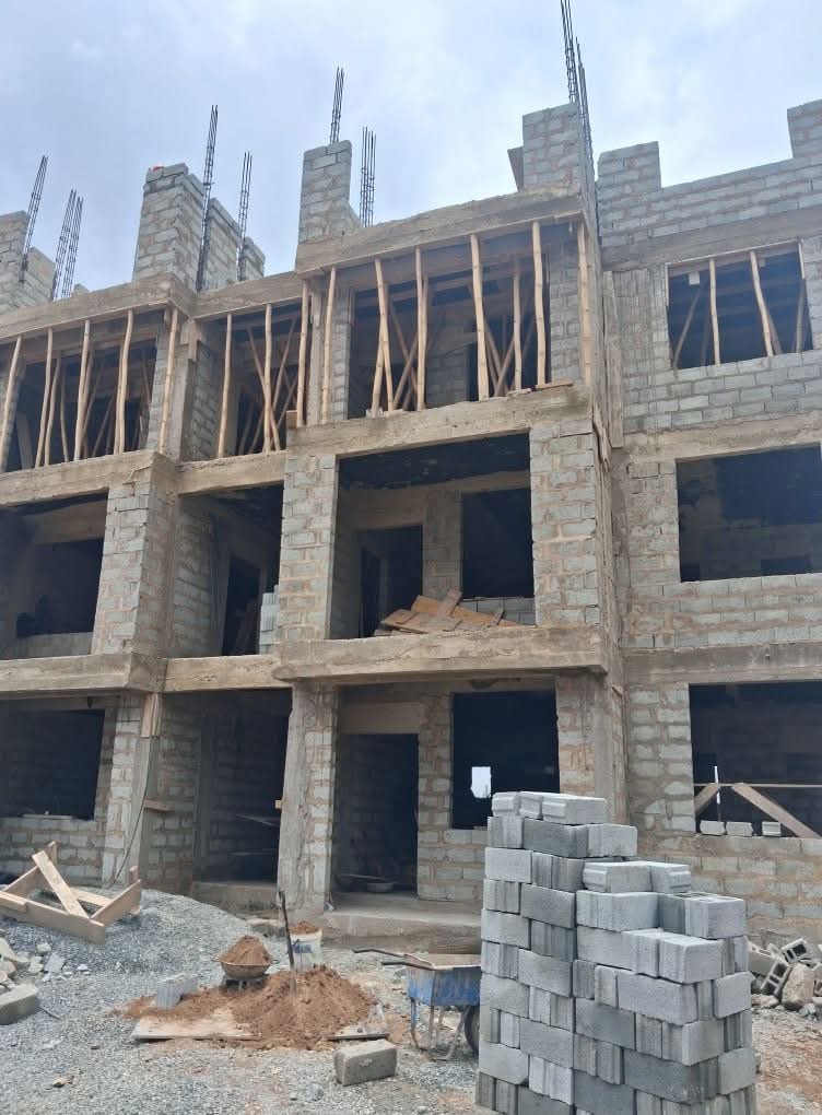 Ho Commercial Center